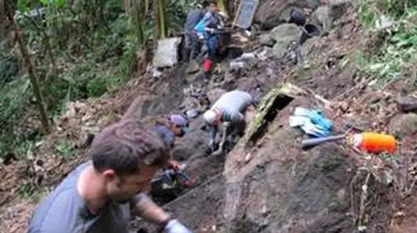 کشف اجساد سربازان آمریکایی کشته شده در جنگ جهانی دوم در هند 