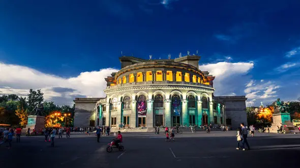 هزینه سفر به ارمنستان در فروردین ۹۶ +جدول