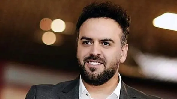 بهرنگ علوی تغییرچهره داد/ آقای بازیگر با استایل عربی جذاب در دبی قابل شناسایی نیست+عکس