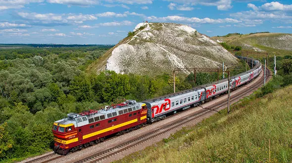 خرید بلیط قطار برای تجربه سفری راحت در فلای تودی