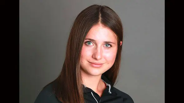 مرد متعصب با شلیک گلوله به پیشانی زن جوان او را کشت+عکس