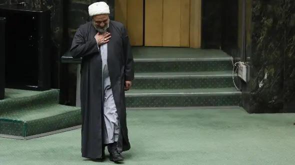 رسایی خطاب به ظریف: مجلس دیگر جایگاهی ندارد، مسئولیت‌ها کشک شده!