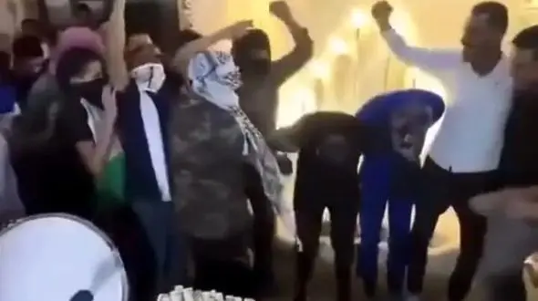 جشن عروسی متفاوت؛ شبیه سازی لحظه تحویل گروگان‌های اسرائیلی!