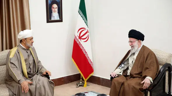 توئیت وزیرخارجه عمان درخصوص دیدار سلطان عمان با رهبر معظم انقلاب
