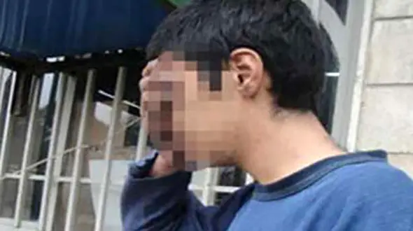 سرقت اینترنتی پسر 14 ساله از پدرش
