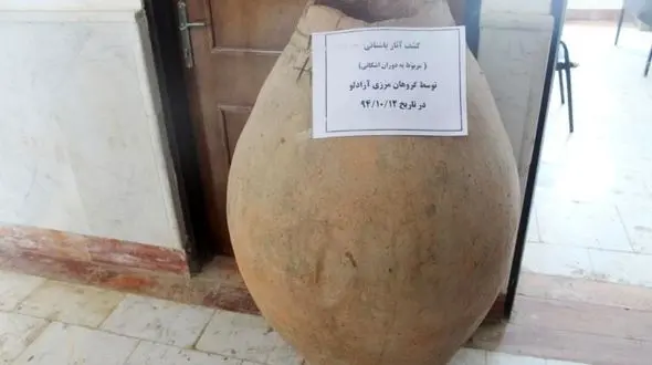 کشف خمره باستانی متعلق به دوران اشکانی در گرمی