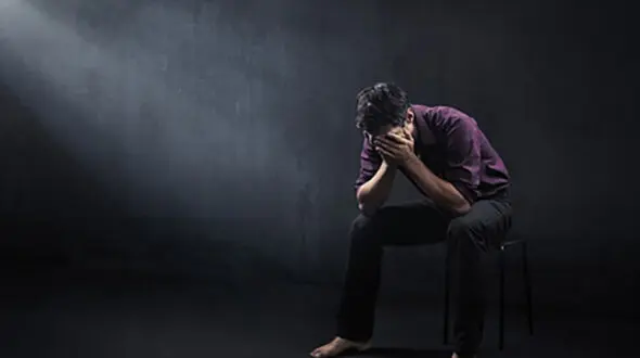 زندگی سخت مسعود 21 ساله درخانه زن شیطان صفت !