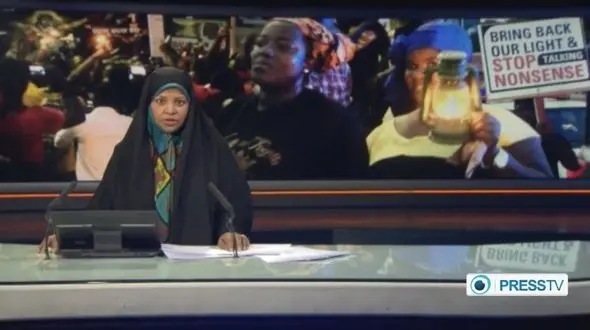 خبرنگار زن تلویزیون ایران در آمریکا  دستگیر و شکنجه شد / روسری را از سرش برداشتند !+ عکس