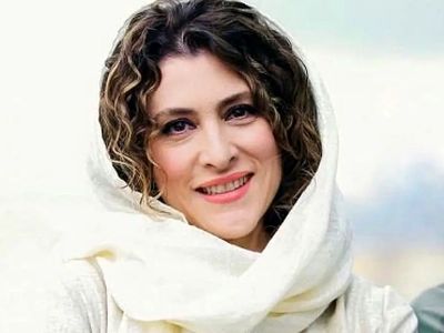 فیلم آواز باشکوه  احمد پوستپی با همراهی ویشکا آسایش و پژمان بازغی + موزیک ویدیوی با عرض معذرت