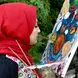 فیلم نقاشی های شگفت انگیز دختر کاشانی که بدون دست نقاشی می‌کند/ آسیب نخاعی مانع نبود فضه ریاضی مقدم حماسه ساخت