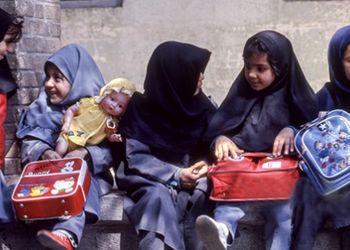 خلاقیت خنده‌دار دانش‌آموز ایرانی در پاسخ به برگه زبان انگلیسی حماسه‌ساز شد/ من یکی قانع شدم چه برسه به معلم