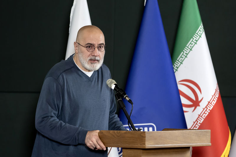 فرهاد قائمیان