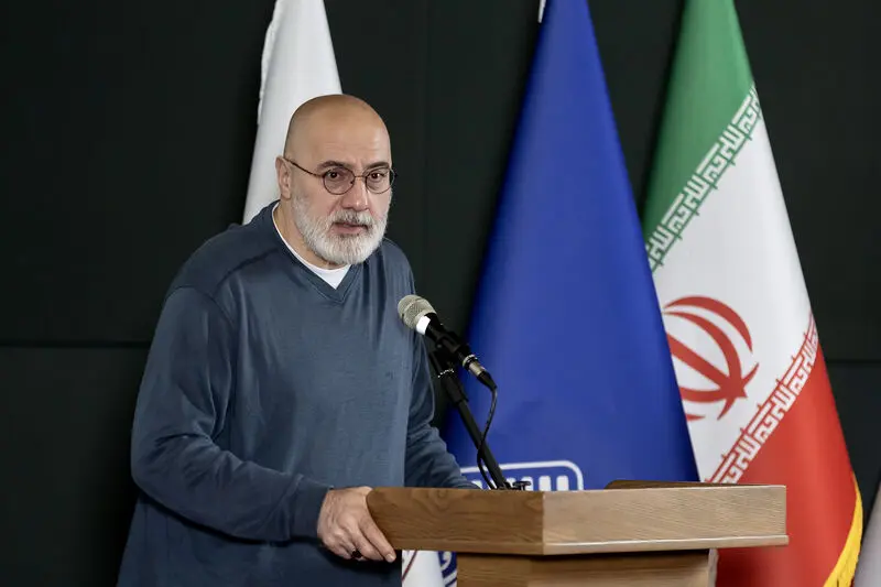 فرهاد قائمیان