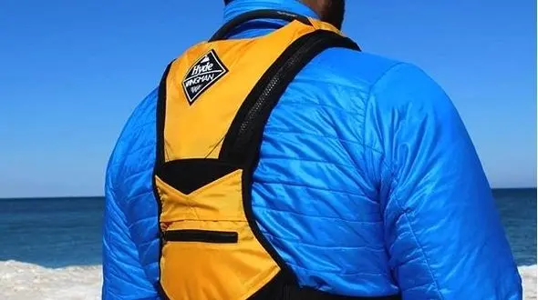 باریک ترین جلیقه نجات دنیا با محفظه دی اکسید کربن