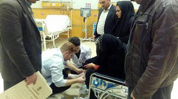 15 زخمی در زلزله امروز کوهدشت + عکس