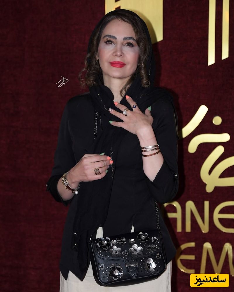 نگین صدق گویا
