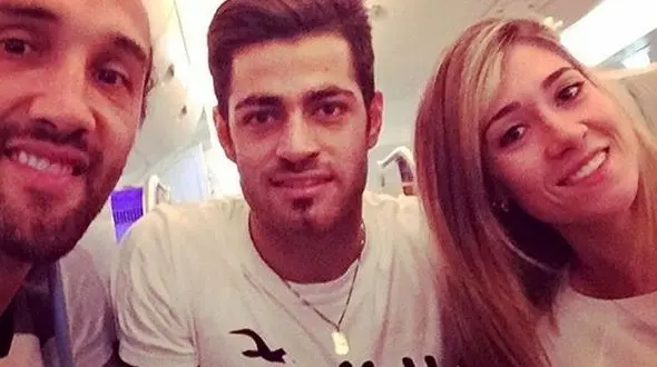 عکس دختر جذاب در تولد مدافع پرسپولیس ! / پورگنجی چند ساله شد ؟! 