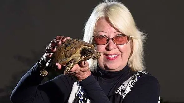 جشن تولد 121 سالگی یک لاک پشت+عکس