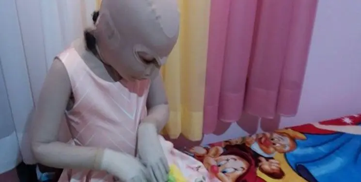 فکربکر خانم مدیر برای غم دنیا/ تقدیر از مادربزرگ بجای مادر