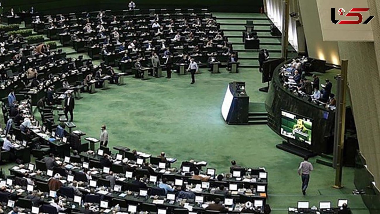 اینترنت مجلس قطع شد / رای‌گیری در مجلس با قیام و قعود انجام می‌شود!