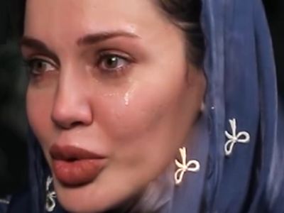 فیلم / گریه های تلخ مریم قجر:گفتند ام اس دارم ...  /  گفتم یا امام رضا به بچم رحم کن .../ بهم گفتن آنجلینا جولی مناطق محروم .../ من نیستم به خدا بدل .....