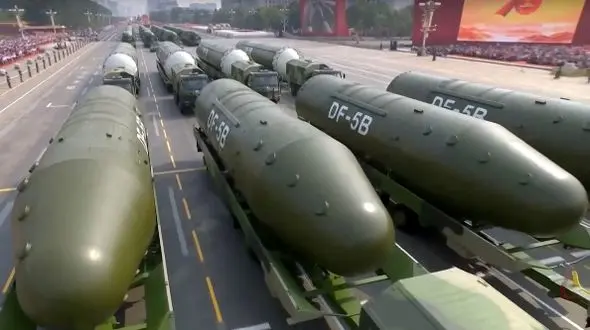 اینها موشک‌های روز قیامت است! + عکس