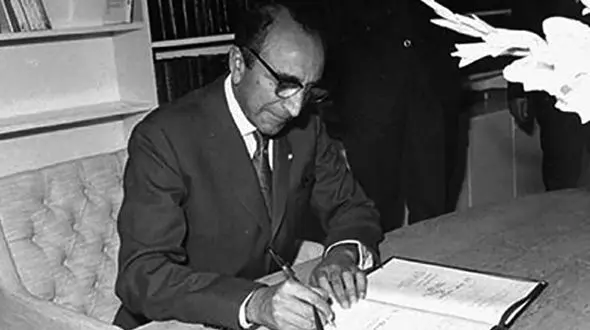 هرچه به شاه افغانستان اصرار کردم آب بیشتری از هیرمند بگیرم توفیق نیافتم!