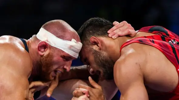 اسنایدر اسطوره کشتی آمریکا از آذرپیرا می ترسد!