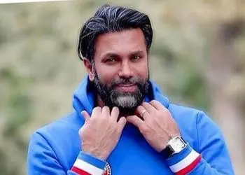 فیلم/ علیرضا نیکبخت: همون سالی که من از دبی برگشتم بازیکنان استقلال را جادو کرده بودند ولی چون نمیدونستن من برگشتم باختن با گُل من