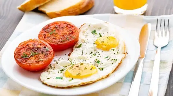 چرا باید قبل از ورزش کردن صبحانه خورد