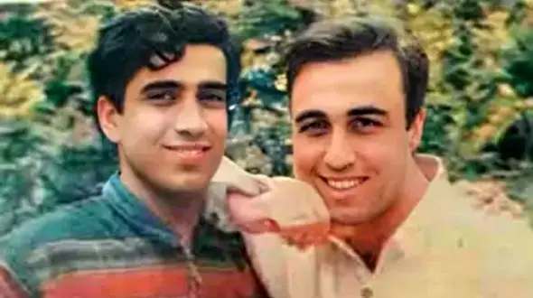 بازیگر طنز ۳۰ سال پیش کنار همسر خوش تیپ تر از خودش !