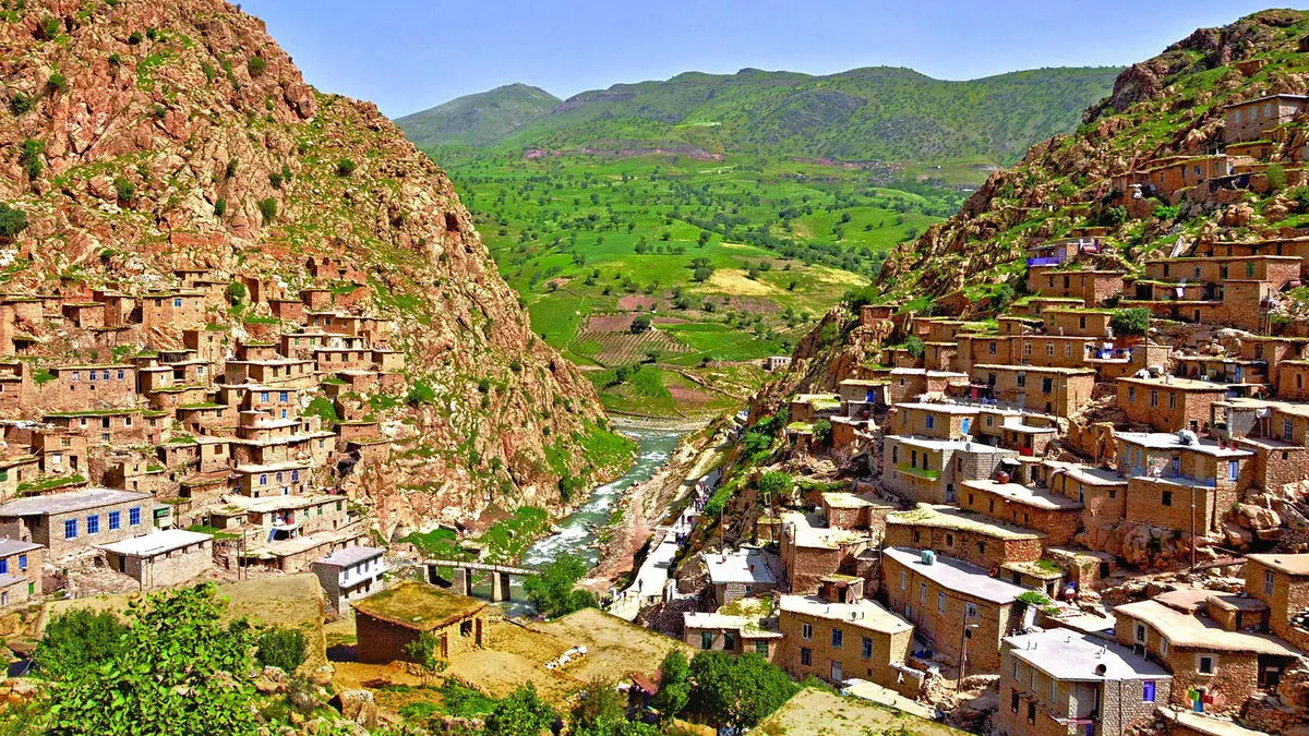 کردستان سرزمین رنگ‌ها و رویاها