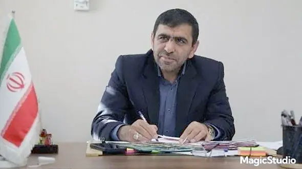 حسینی : اعتماد عمومی و سرمایه اجتماعی کشور را از دست داده‌ایم/ بالا رفتن نرخ ارز از کمبود منابع ارزی نیست