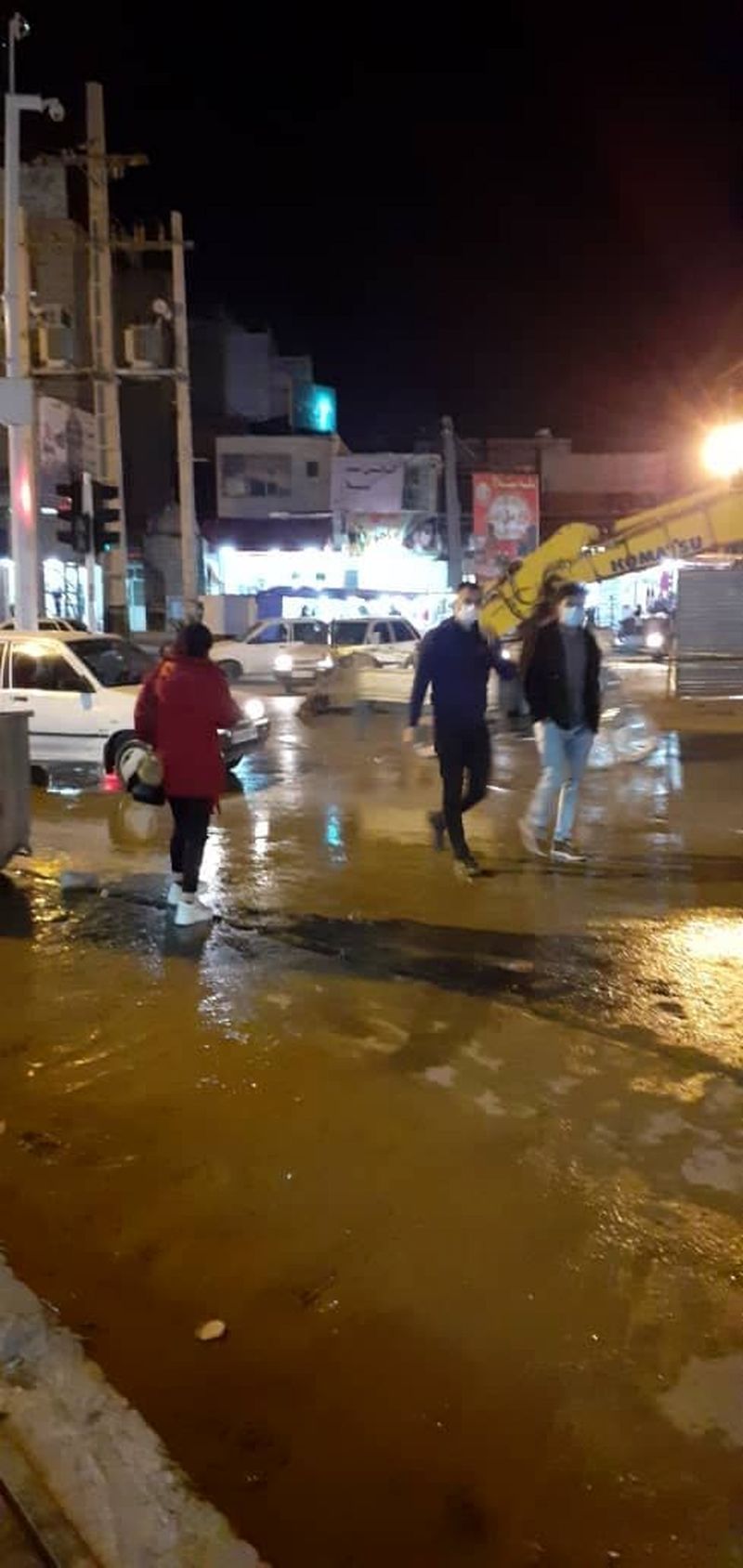 لودرها به جان خیابان های باستانی ایذه افتاده اند 