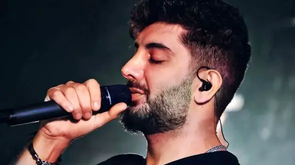 آواز باشکوه فرزاد فرزین با رقص  مایکل جکسونی /تو یه چیزی داری که دیوونشم کاری کردی بی خیال همه شم