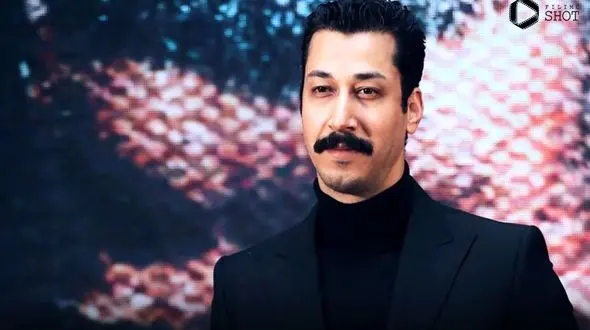 فیلم/ بهرام افشاری: این رقمی که درباره دستمزد من برای پایتخت میگن شایعه است، دستمزد من 3 میلیارد و هشتصد میلیون به اضافه....