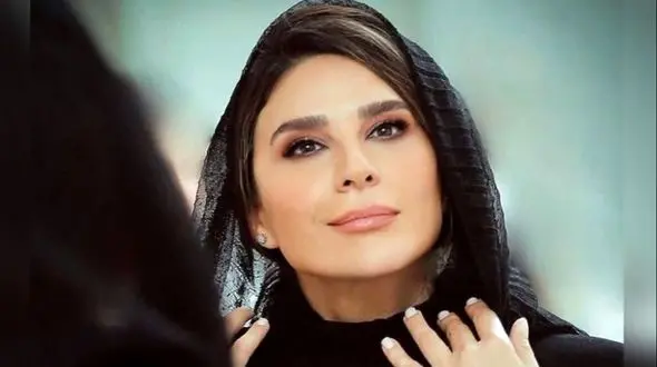 عکس/ پوشش طراحی شده سحر دولتشاهی با نماد زیبای ایران باستان/ لباسی که شما را به یاد هخامنشیان میاندازد