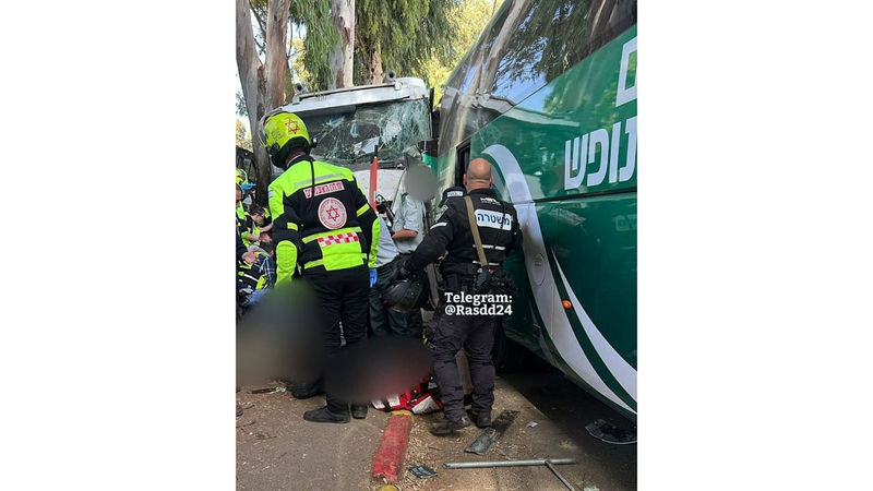 عملیات استشهادی در نزدیکی مقر موساد در شمال تل‌آویو/ هلاکت ۶ نظامی و زخمی شدن ۵۰ نفر در نزدیکی پایگاه موساد