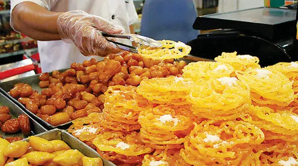 زولبیا و بامیه ماه رمضان 20 هزار تومان شد