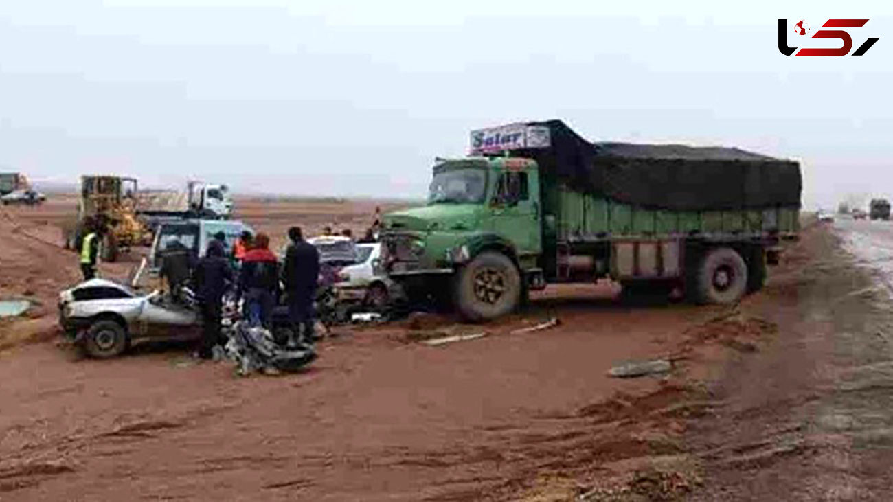 تصادف مرگبار کامیون در جاده فردوس