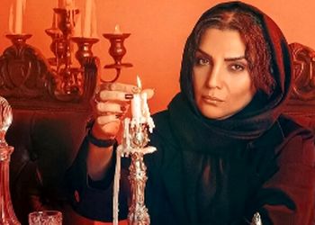 الهام پاوه نژاد بازیگر سریال گردن زنی: به پلیس ایرانی گفتم اینا دیوانه هستن با چه زبونی با این احمقا حرف بزنیم/ دلم میخواست بمیرم از خجالت!+فیلم