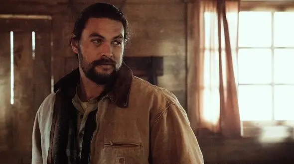 مبارزه بازیگر معروف برای نجات خانواده اش از دست مافیای مواد مخدر +عکس 