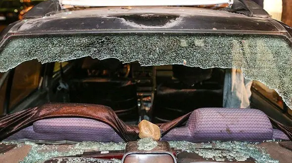 پرونده قضایی برای تخریب کنندگان ۲۳ خودرو در مشهد تشکیل شد