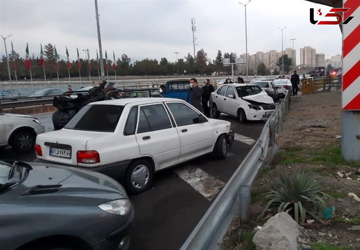 ۱۷ نفر در تصادف زنجیره ای جاده تربت حیدریه به مشهد مصدوم شدند