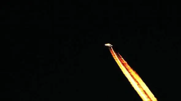 مشاهده بشقاب پرنده آتشین + عکس