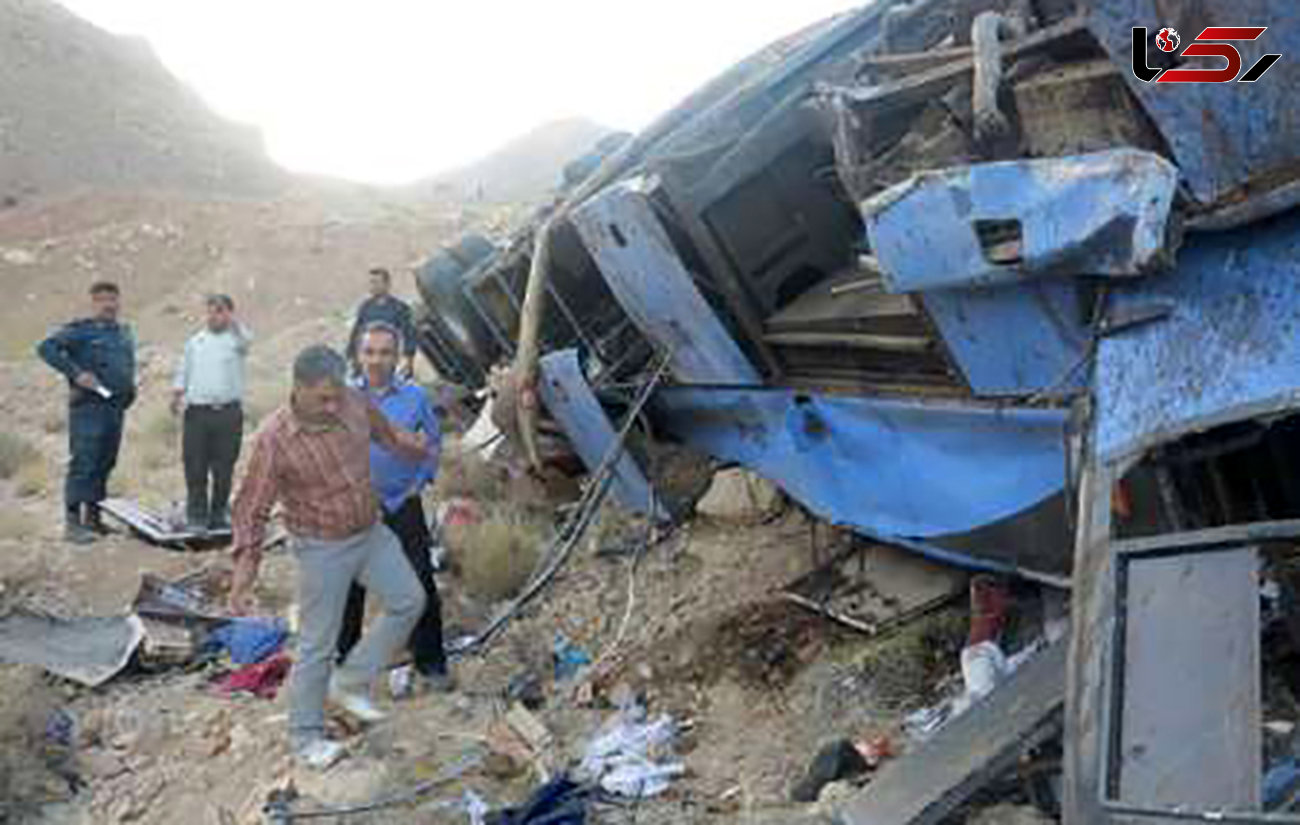 13 مصدوم حادثه سقوط اتوبوس در استان فارس همچنان در مراقبت های ویژه