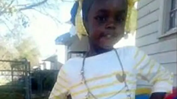 مرگ کودک 3 ساله زیر شکنجه پرستار بی‌رحم + عکس