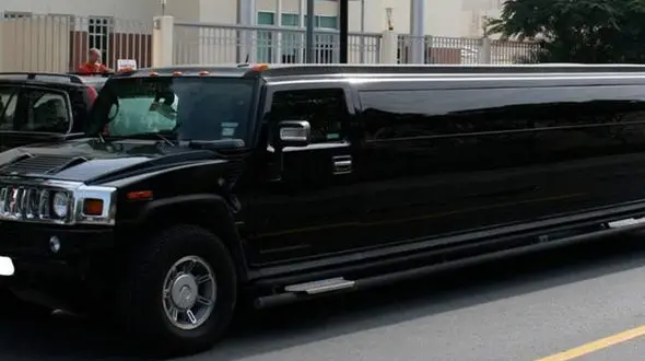 لباس ناجور پوشیده بود و من از خود بی خود شدم ...