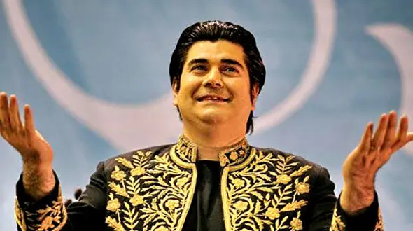 خواننده معروف ایرانی حنجره اش را بیمه کرد +عکس