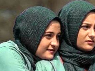 رونمایی از پدر واقعی سارا و نیکای پایتخت برای اولین بار/ مگه داریم اینهمه شباهت؟+عکس
